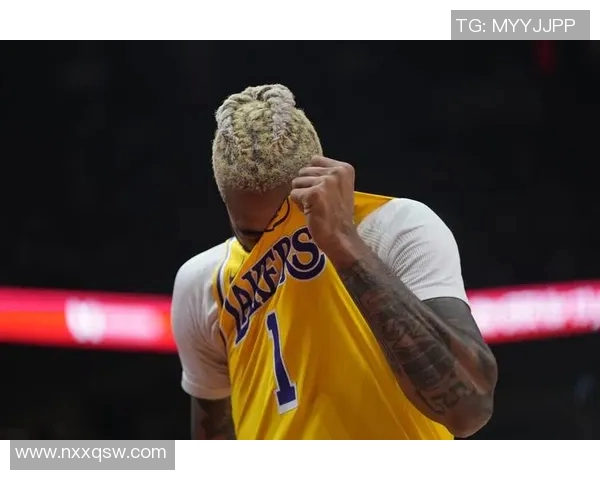 湖人惨败太阳，季后赛梦碎